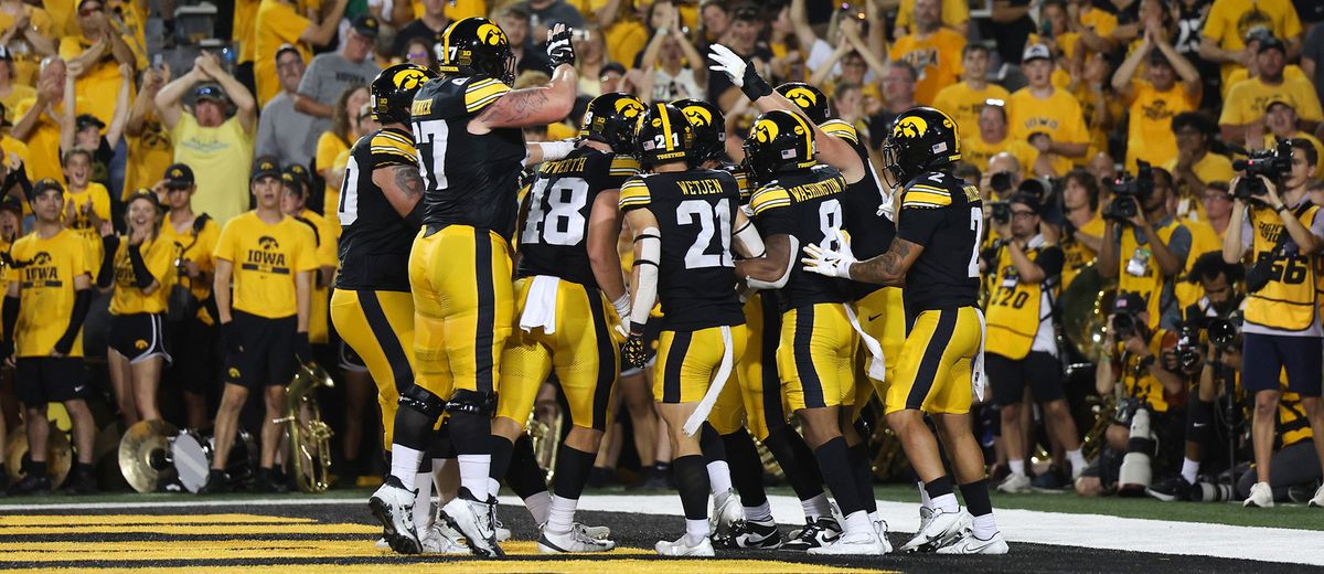 Rutgers Scarlet Knights at Iowa Hawkeyes Mens Basketball