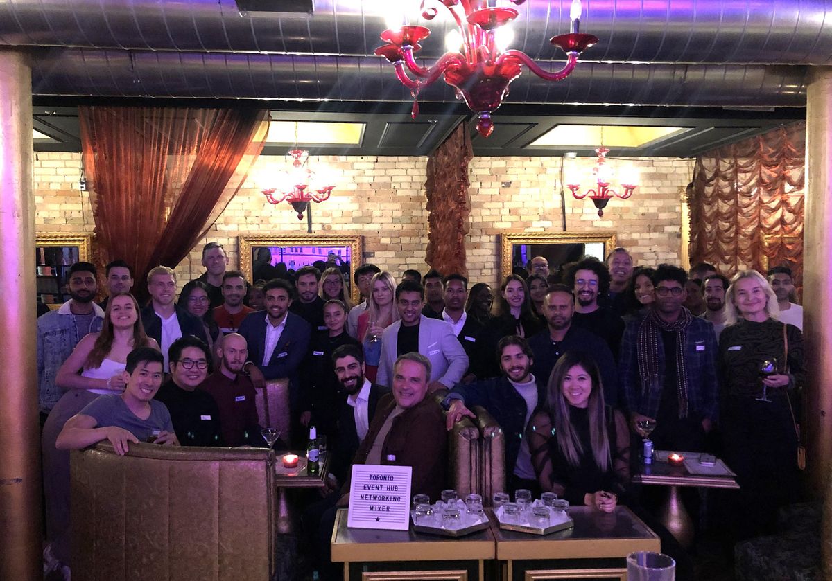 Holiday Networking Mixer for Toronto Entrepreneurs & Business Owners Pravda Vodka Bar, Toronto