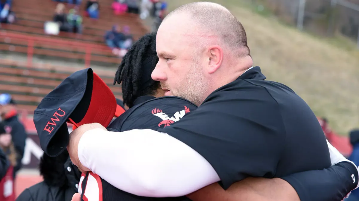 FCS Playoffs Quarterfinals: #11 South Dakota at #3 Montana