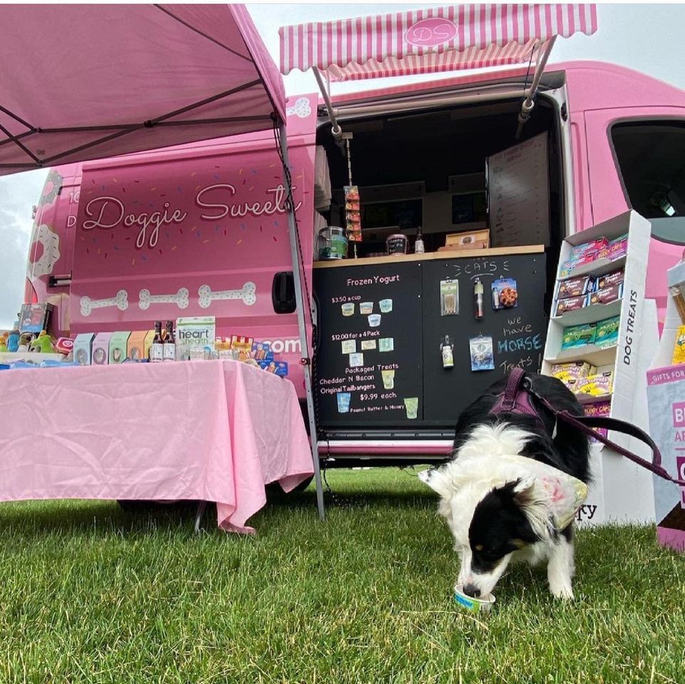 Doggie Sweets at Colonia Food Truck & Music Festival