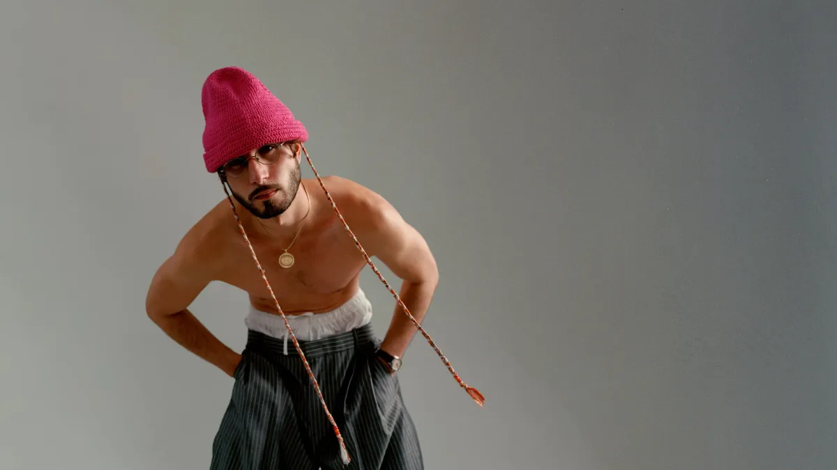 bbno$, Oliver Tree, YNG Martyr in Morrison