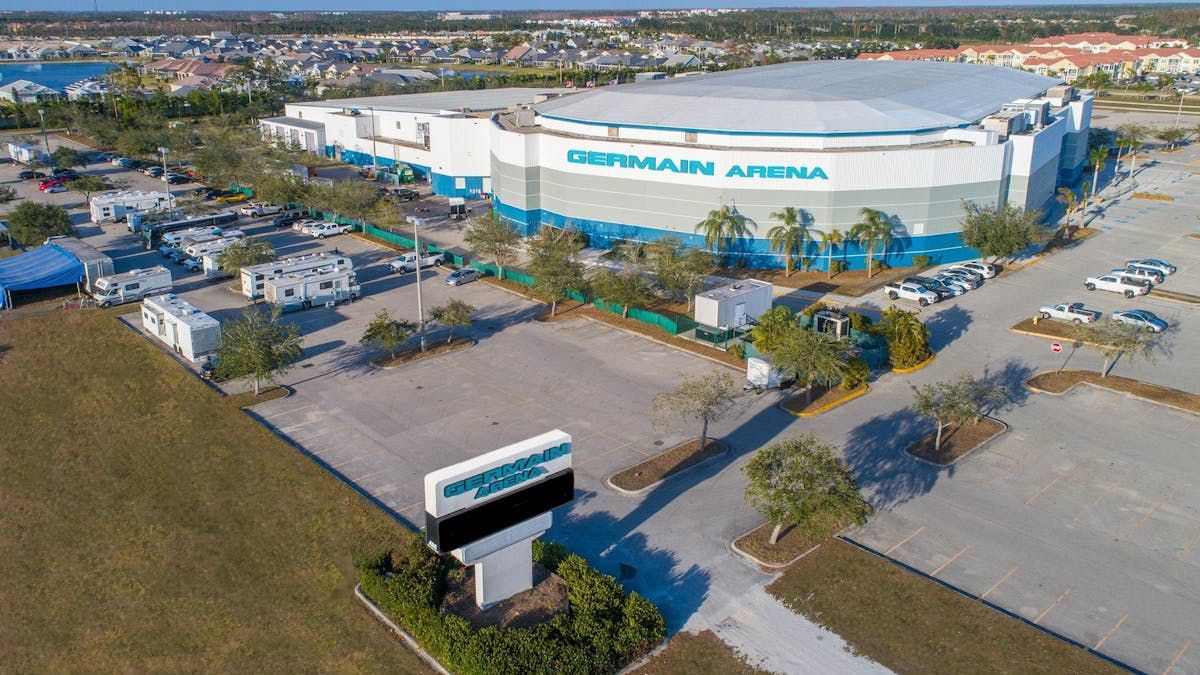 Parking Florida Everblades at Savannah Ghost Pirates