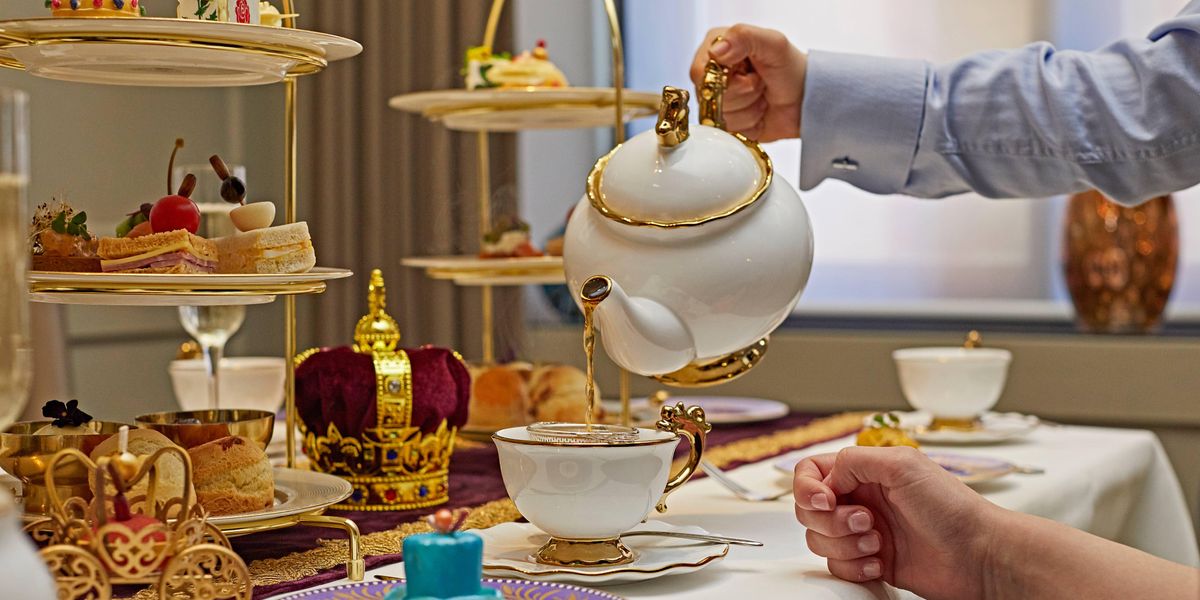 Queens Platinum Jubilee Afternoon Tea Sampler Grosvenor Gardens