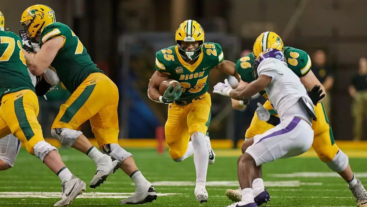Youngstown State Penguins at North Dakota State Bison Football