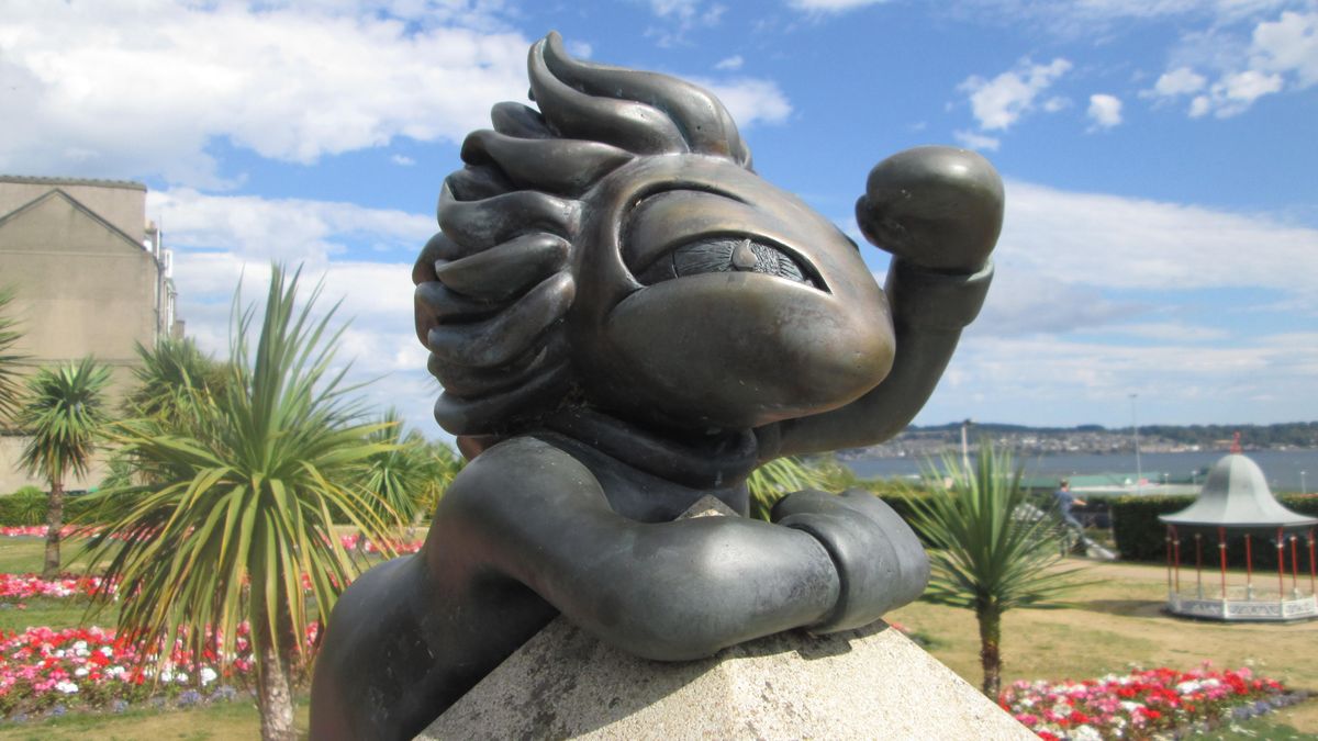 Public Art Walking Tour Of Dundees West End Meet Outside Front Of public-art-walking-tour-of-dundees-west-end-meet-outside-front-of