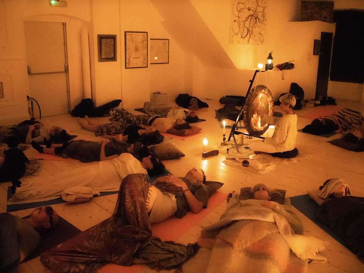 Deep Connection & Relaxation Gong Bath Vittoria wharf, London, EN