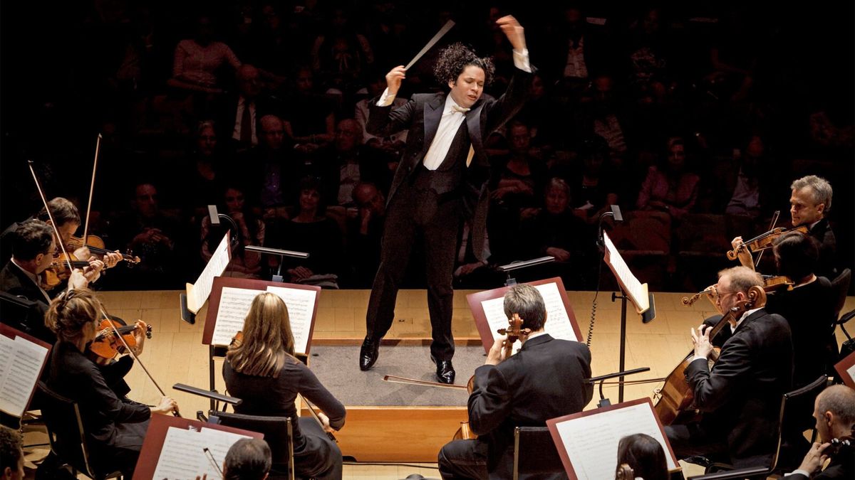 Los Angeles Philharmonic - Mozart, Ravel & Pintscher