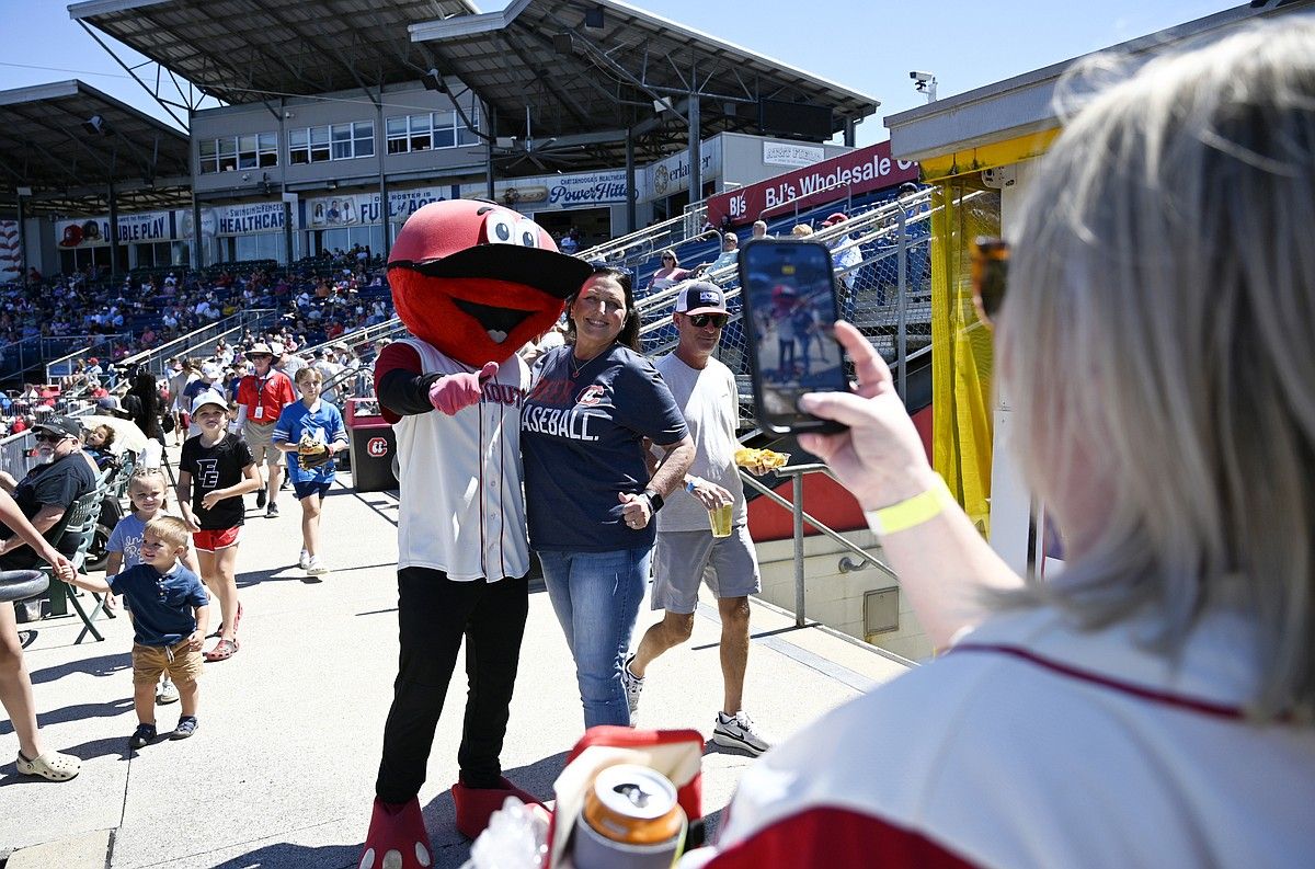 Parking Birmingham Barons at Chattanooga Lookouts