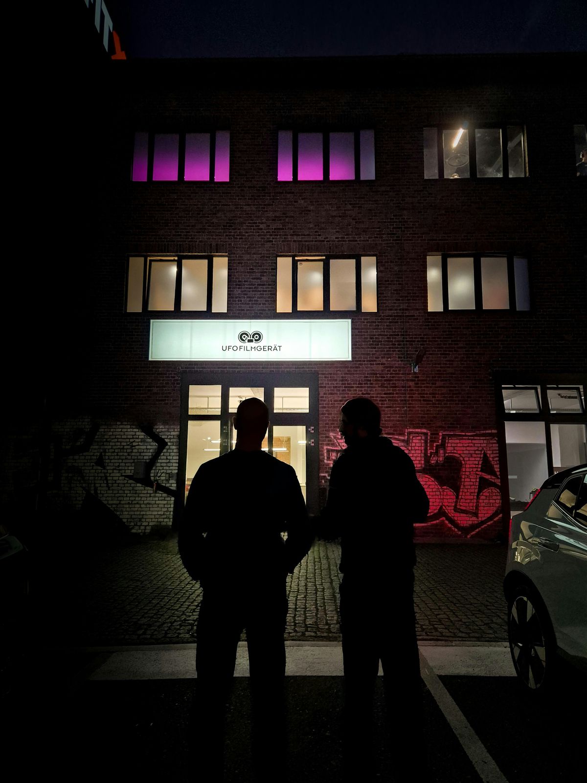 OPENING PARTY \/\/ UFO GELANDET AM #S\u00dcDKREUZ