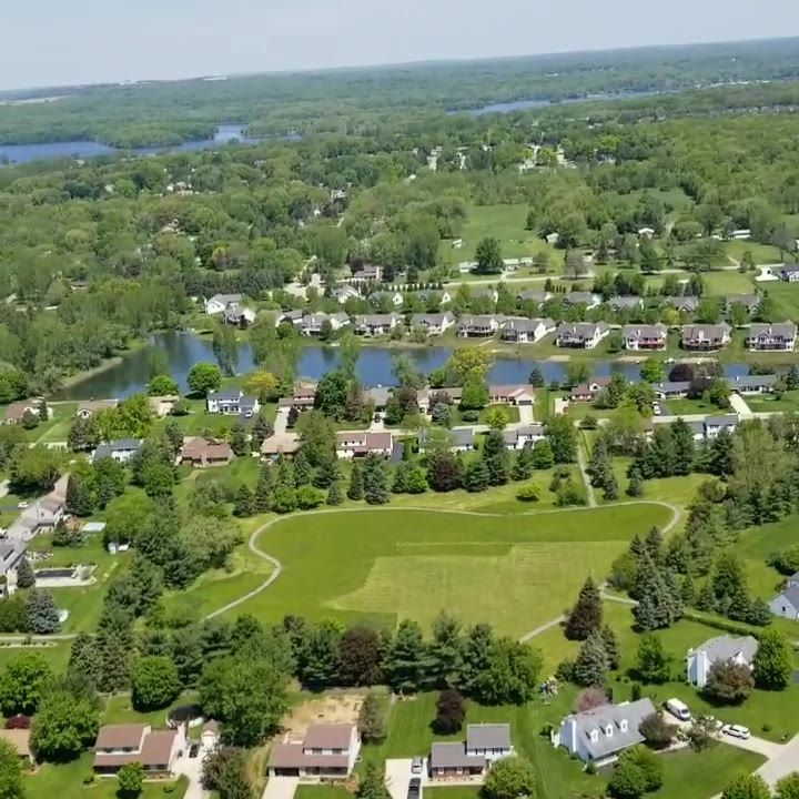 Flint Michigan Rural Helicopter Rides at the Wings Over Flint Air show at 3039 Airpark Dr N ...