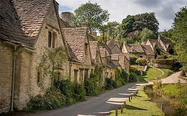 Cotswolds Day Coach Trip: Visit Bourton-on-the-Water, Bibury & Stow-on-the-