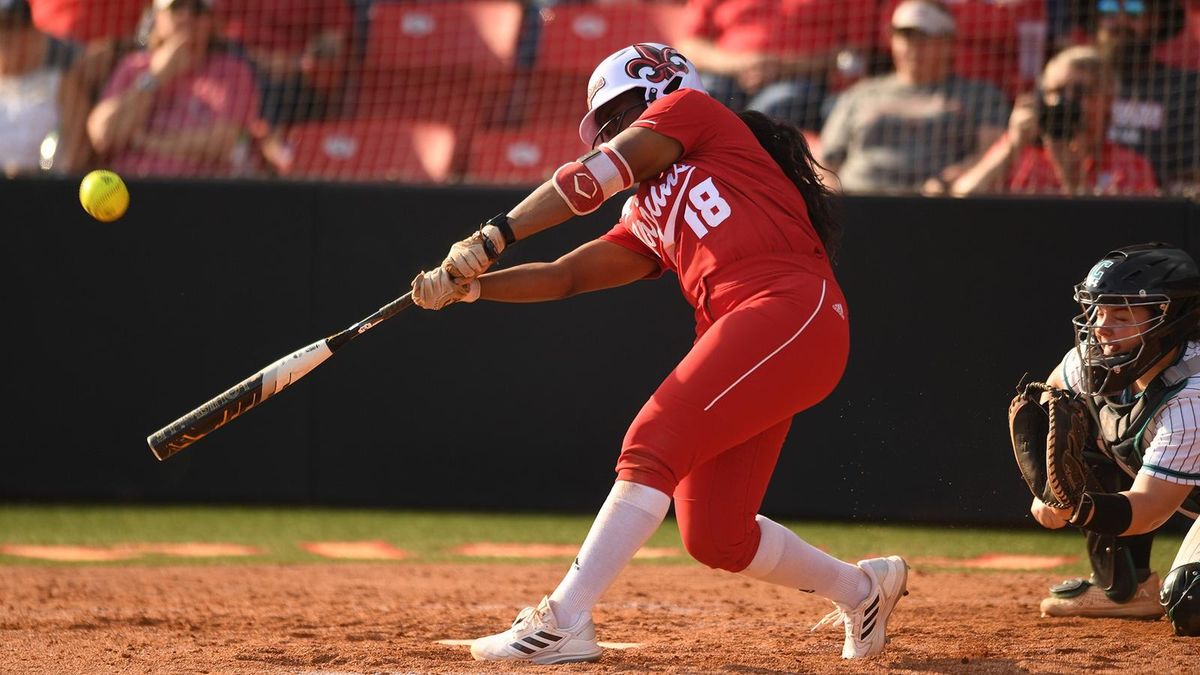 Parking Coastal Carolina Chanticleers at Louisiana Ragin' Cajuns Womens Basketball
