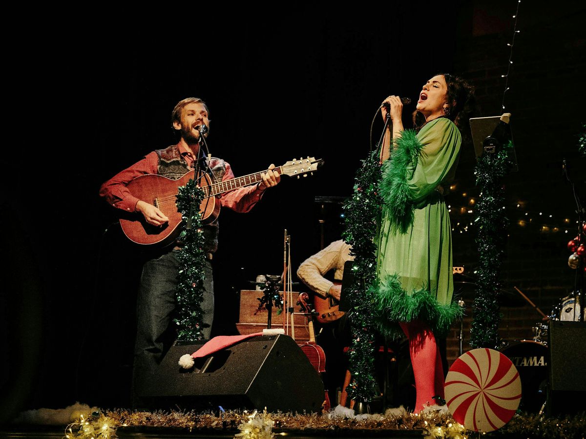 A Very Hudson Holiday