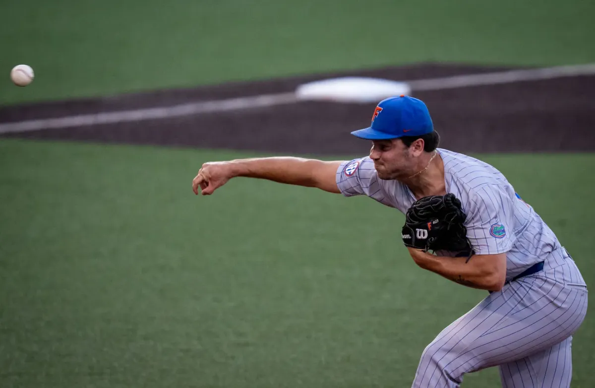 Parking Texas Longhorns at Florida Gators Womens Basketball