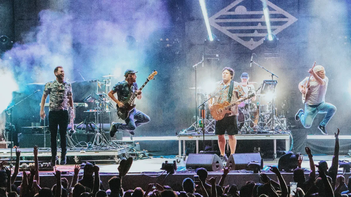 Iration, Tribal Seeds in Chicago