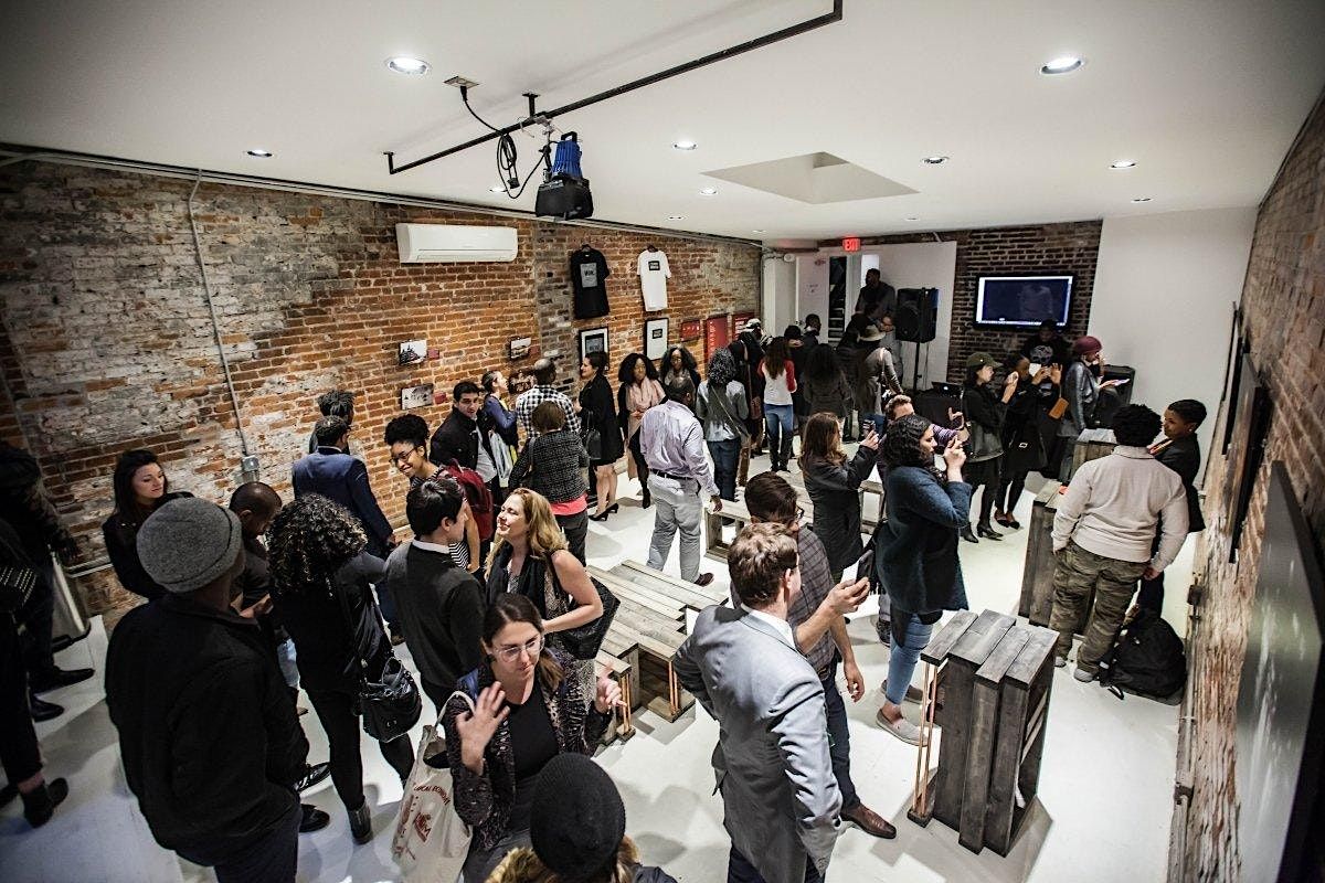 PASSPORT DESTINATION Happy Hour