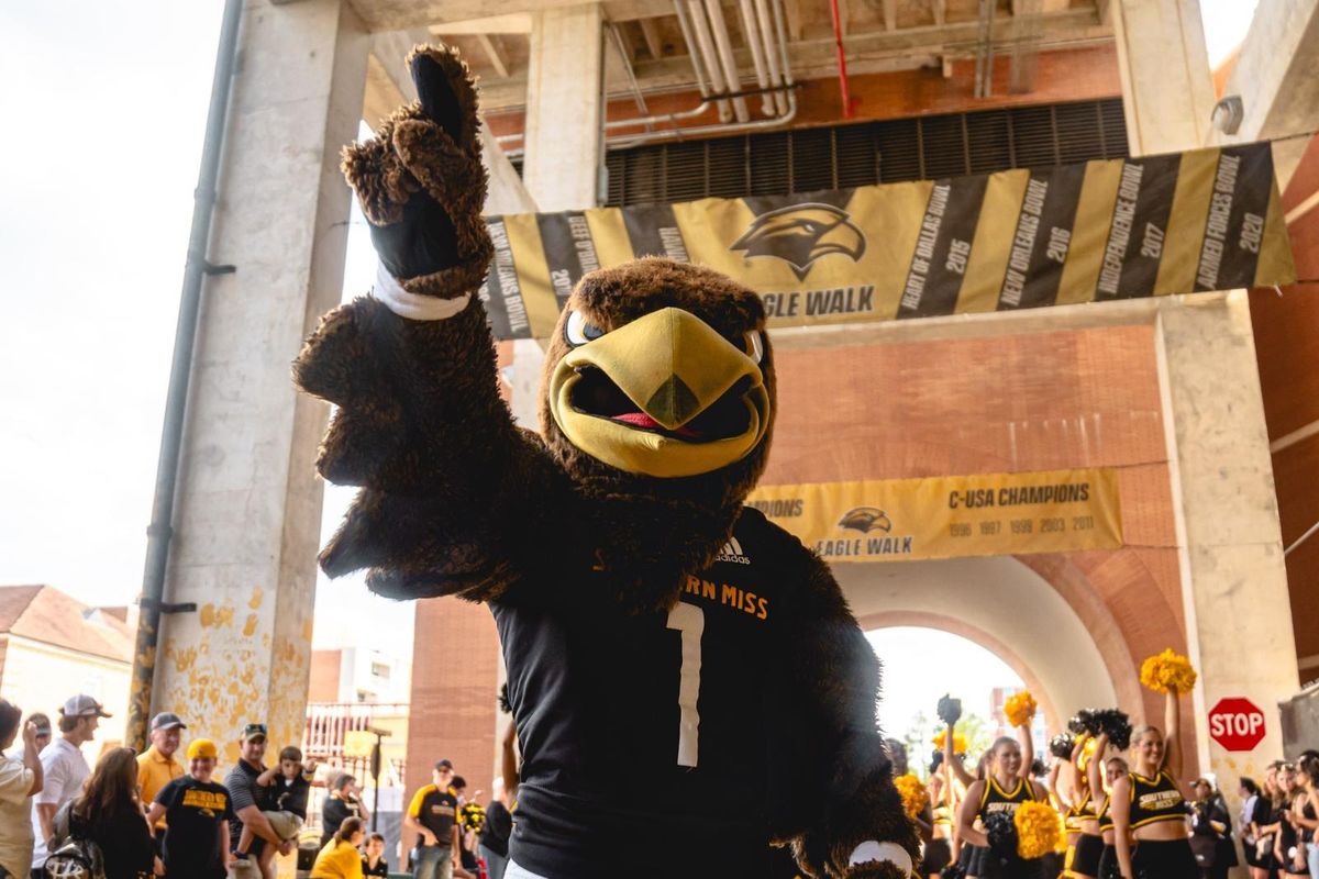 Parking Arkansas State Red Wolves at Southern Miss Golden Eagles Mens Basketball