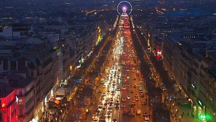 Top 10 Christmas Experiences In Paris Illuminations On Champs Elysees Top 10 Christmas Experiences In Paris Illuminations On Champs Elysees
