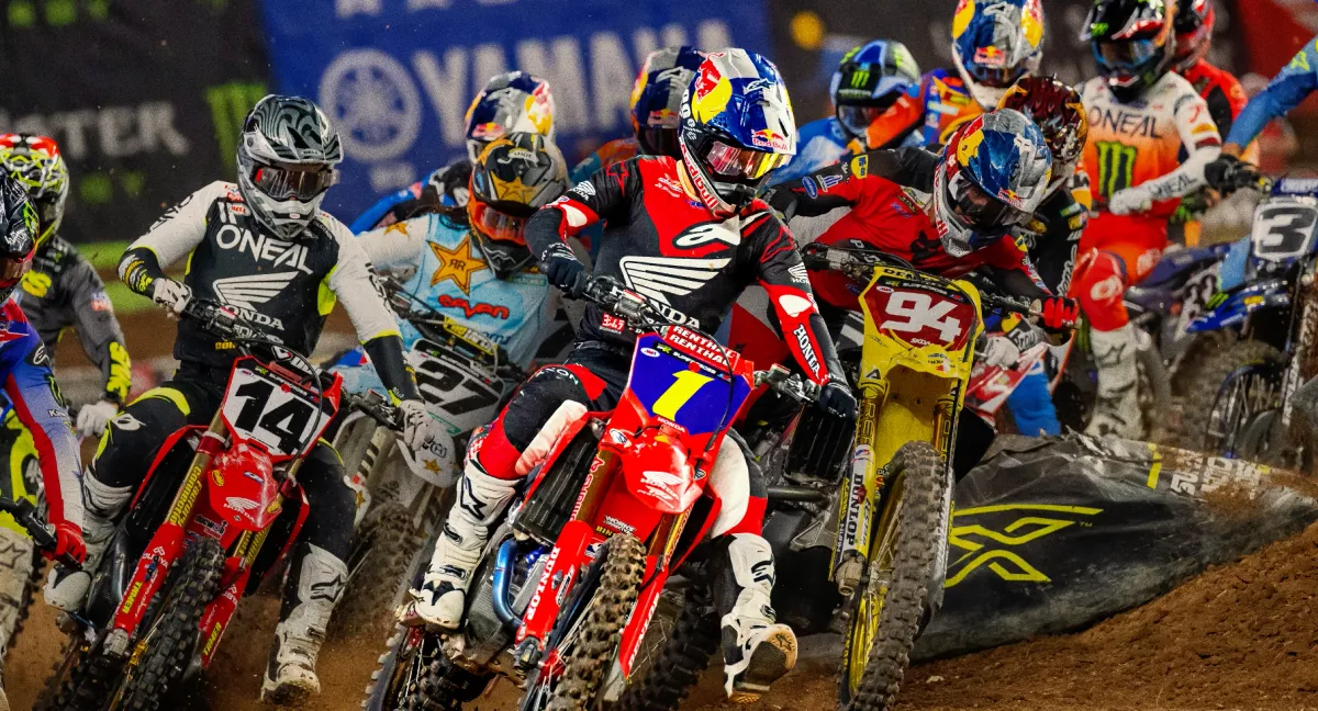 SUITE Monster Energy AMA Supercross