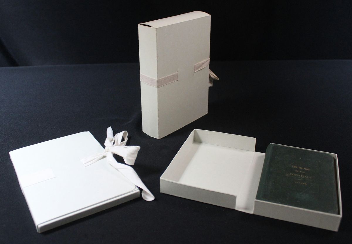 Simple Archival Boxes with Kyla Ubbink : In Person Ottawa