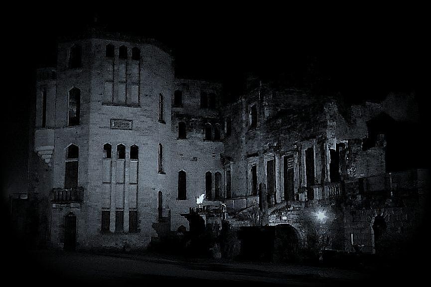 Guys Cliffe House Ghost Hunts Warwick with Haunting Nights