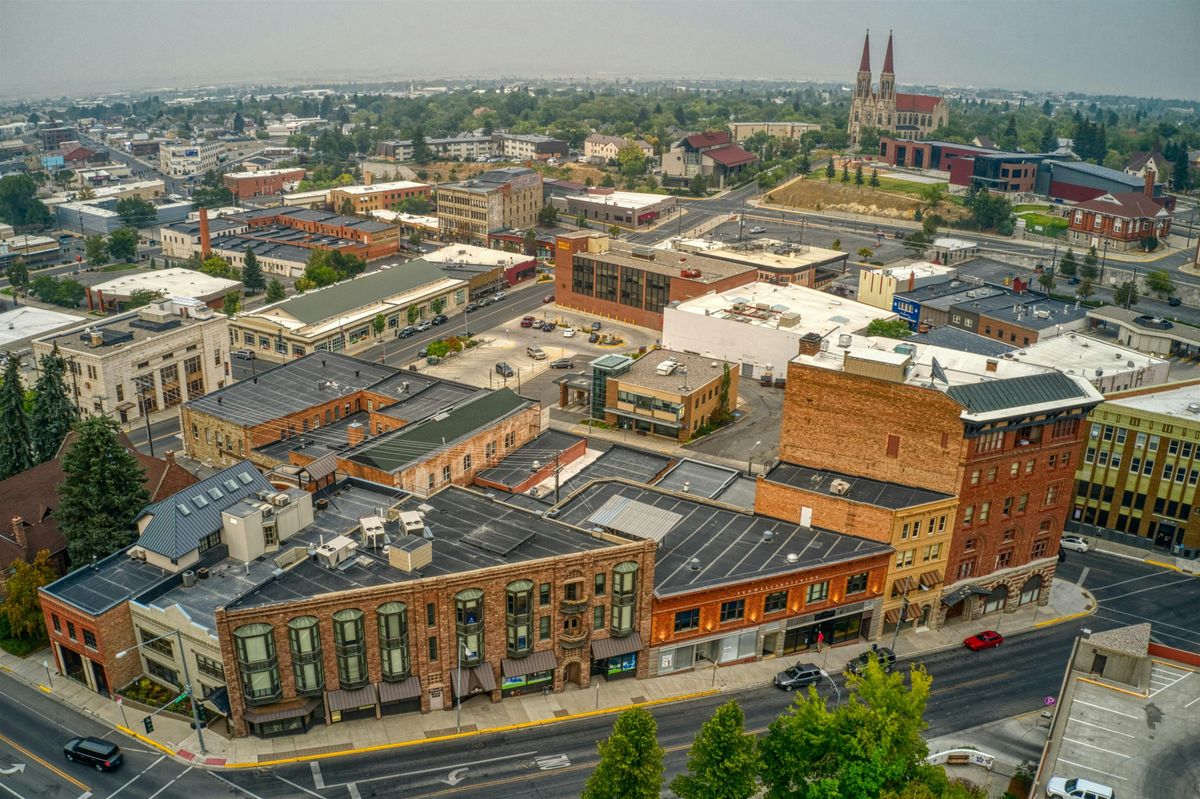 An Exciting Scavenger Hunt! - Royal Sights Of The Queen City