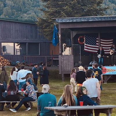Down East Saloon