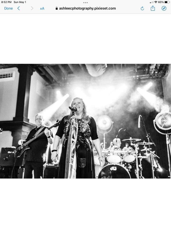 Rocking with Wild Wing Cafe