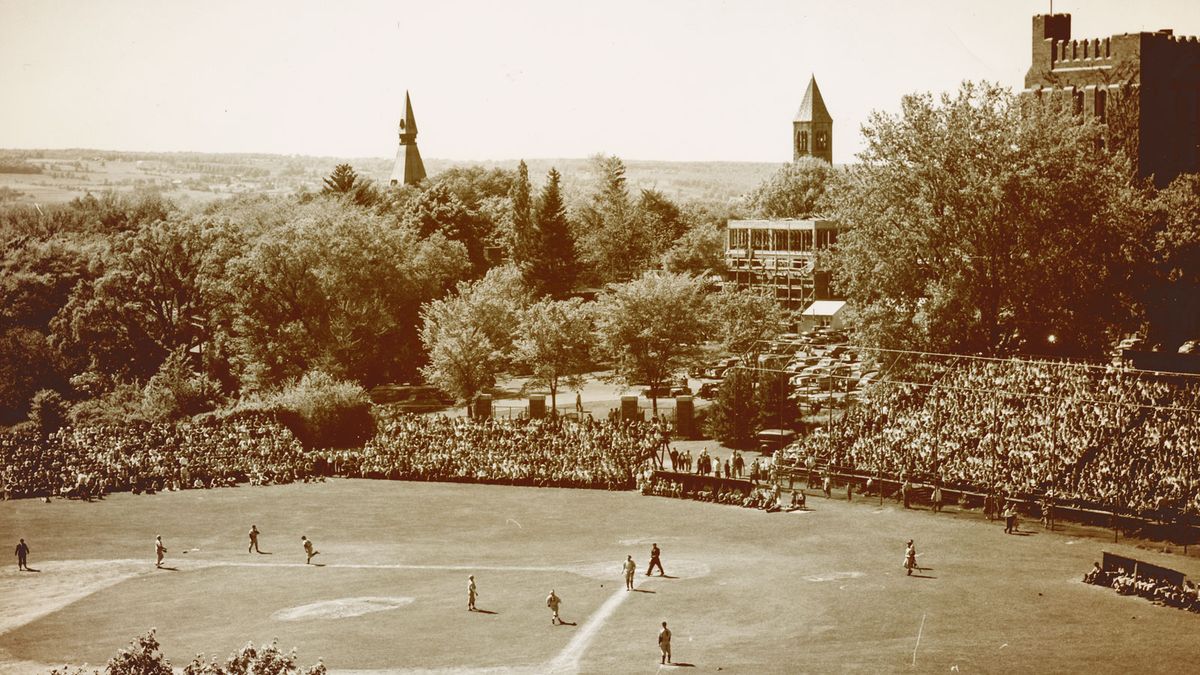 Parking Brown Bears at Cornell Big Red Womens Basketball