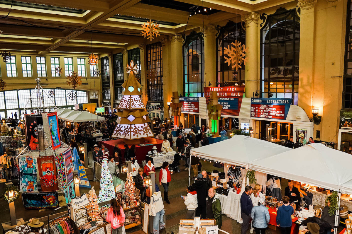 LaBambas Holiday Hurrah at The Vogel at Count Basie Center for the Arts