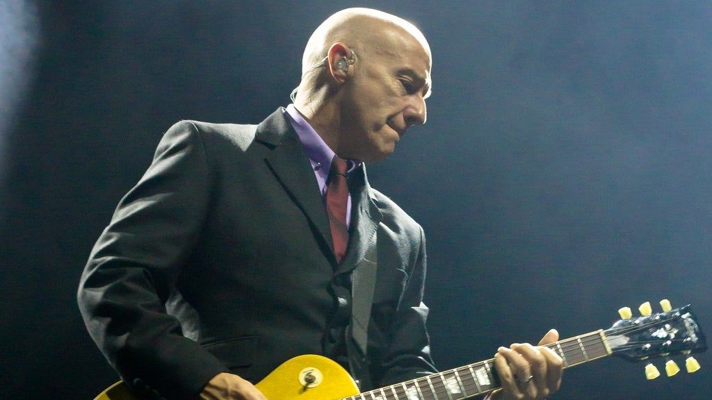 Midge Ure - Man of Two Worlds