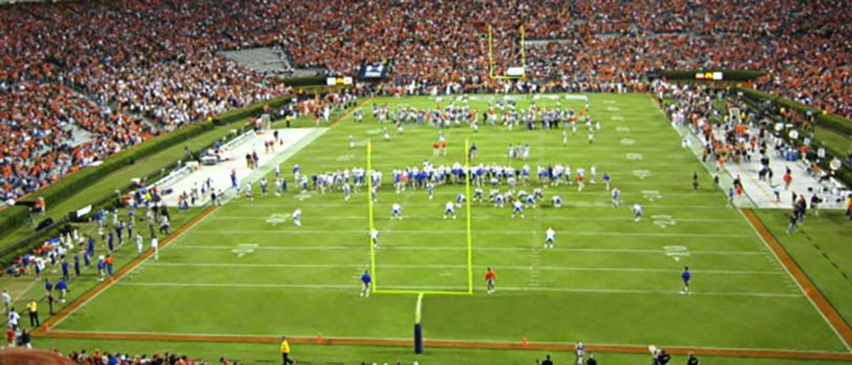 Mercer Bears at Auburn Tigers Football