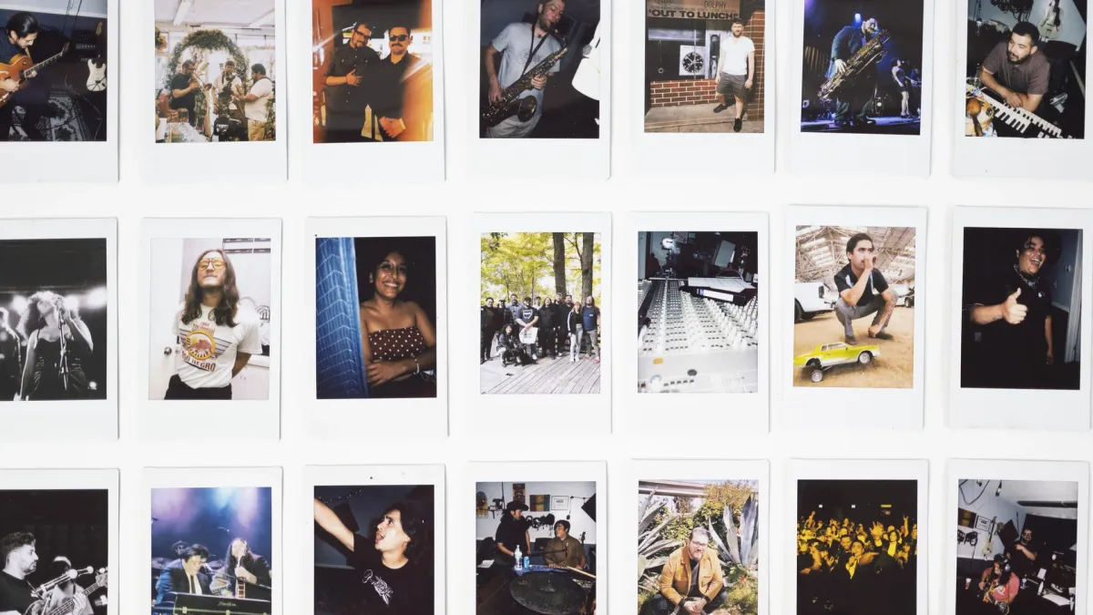 Thee Sinseers, The Altons in Tijuana