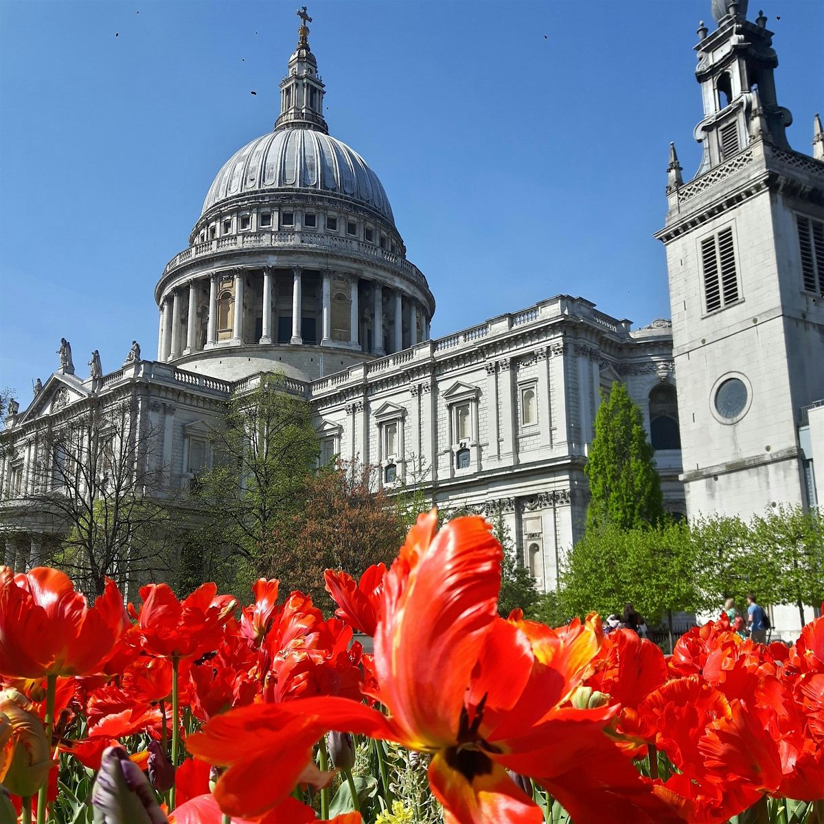 Around St Paul's cathedral
