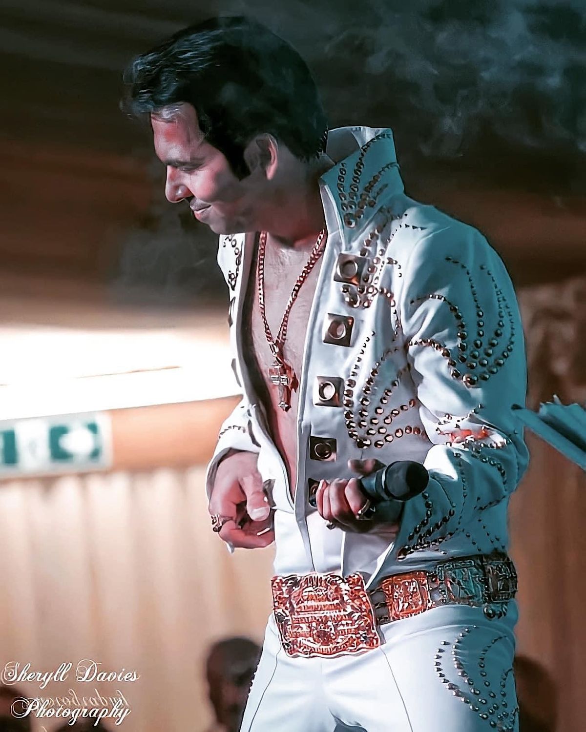 Ricky Aron Rock n Roll / Elvis show at Longhirst Hall Golf Course ...