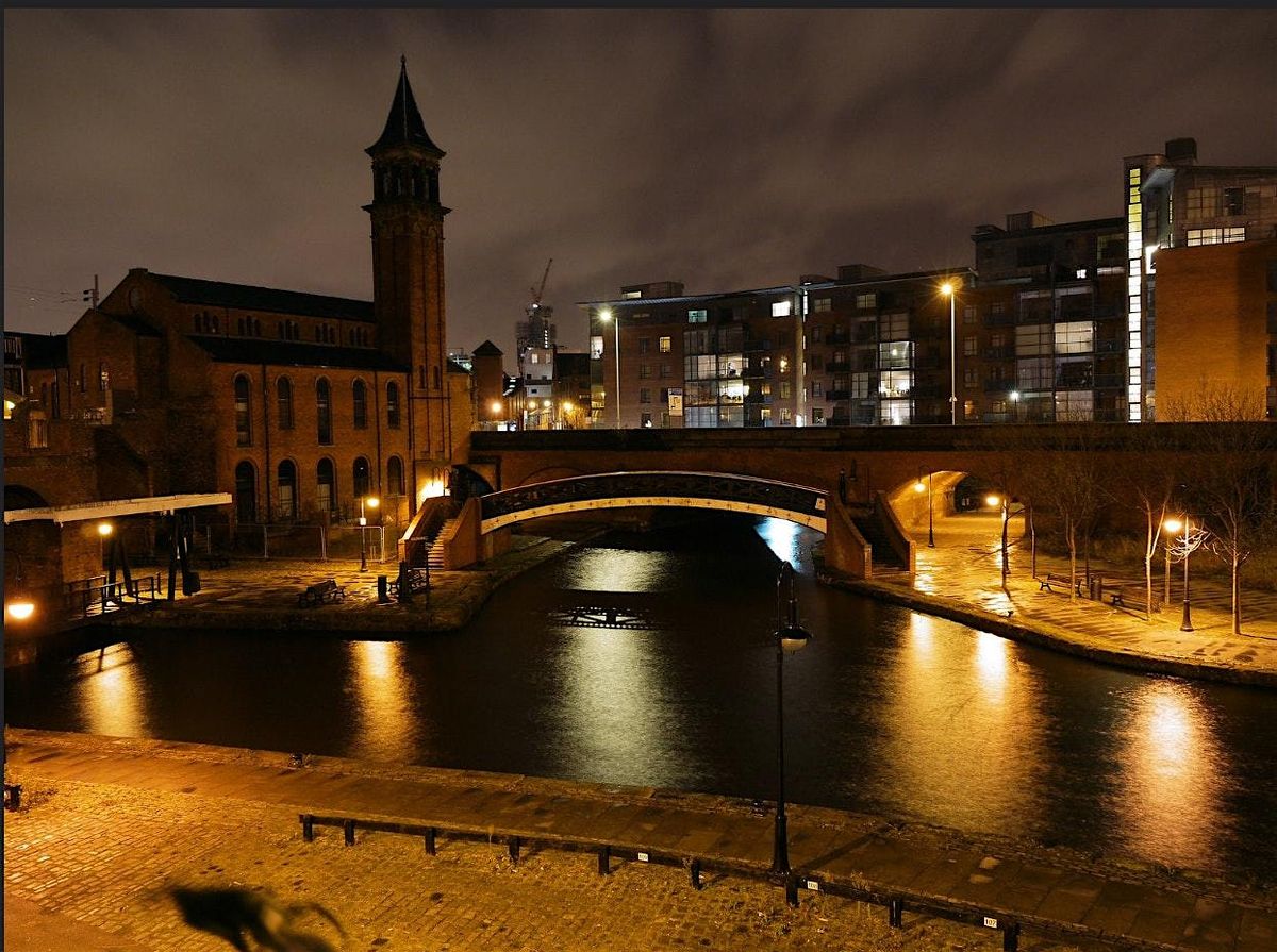 M**der in Manchester Outdoor Escape Game: Discover the City's Gruesome Past