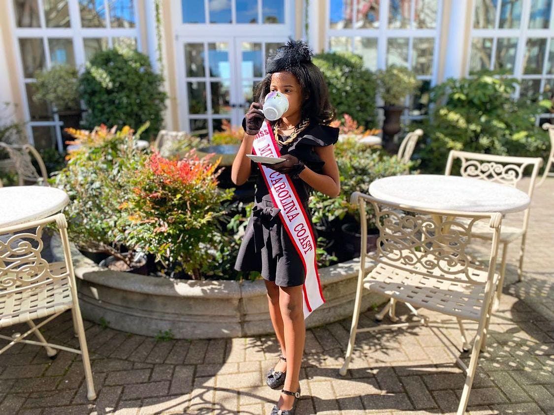 Zoe Noelles Big Hat Brunch for Nanna A Lupus Awareness Event Rainbow