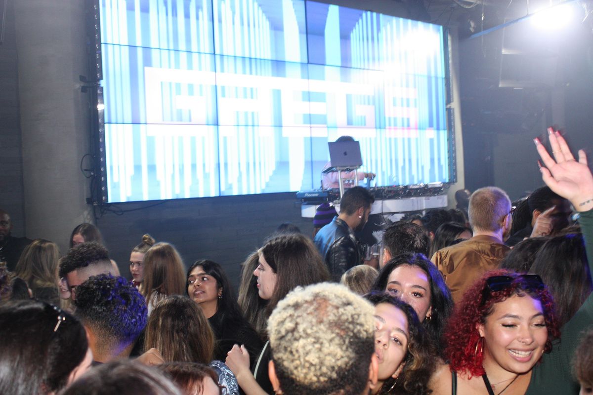 Slate NY Nightclub - Exclusive Bottle Service Packages For Tables