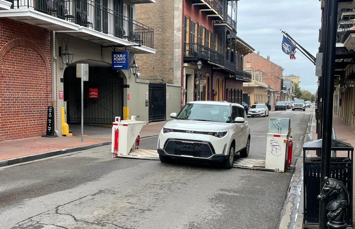 PARKING: New Orleans Bowl