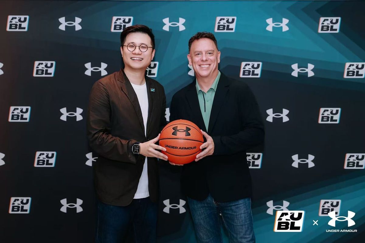 International Boxing: Boy Better Know at River Center - IA