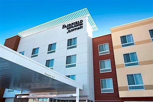 Fairfield Inn & Suites Indianapolis-Fishers Post-Renovation Ribbon Cutting