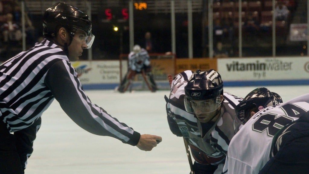 University of St Thomas vs University of North Dakota Men's Ice Hockey