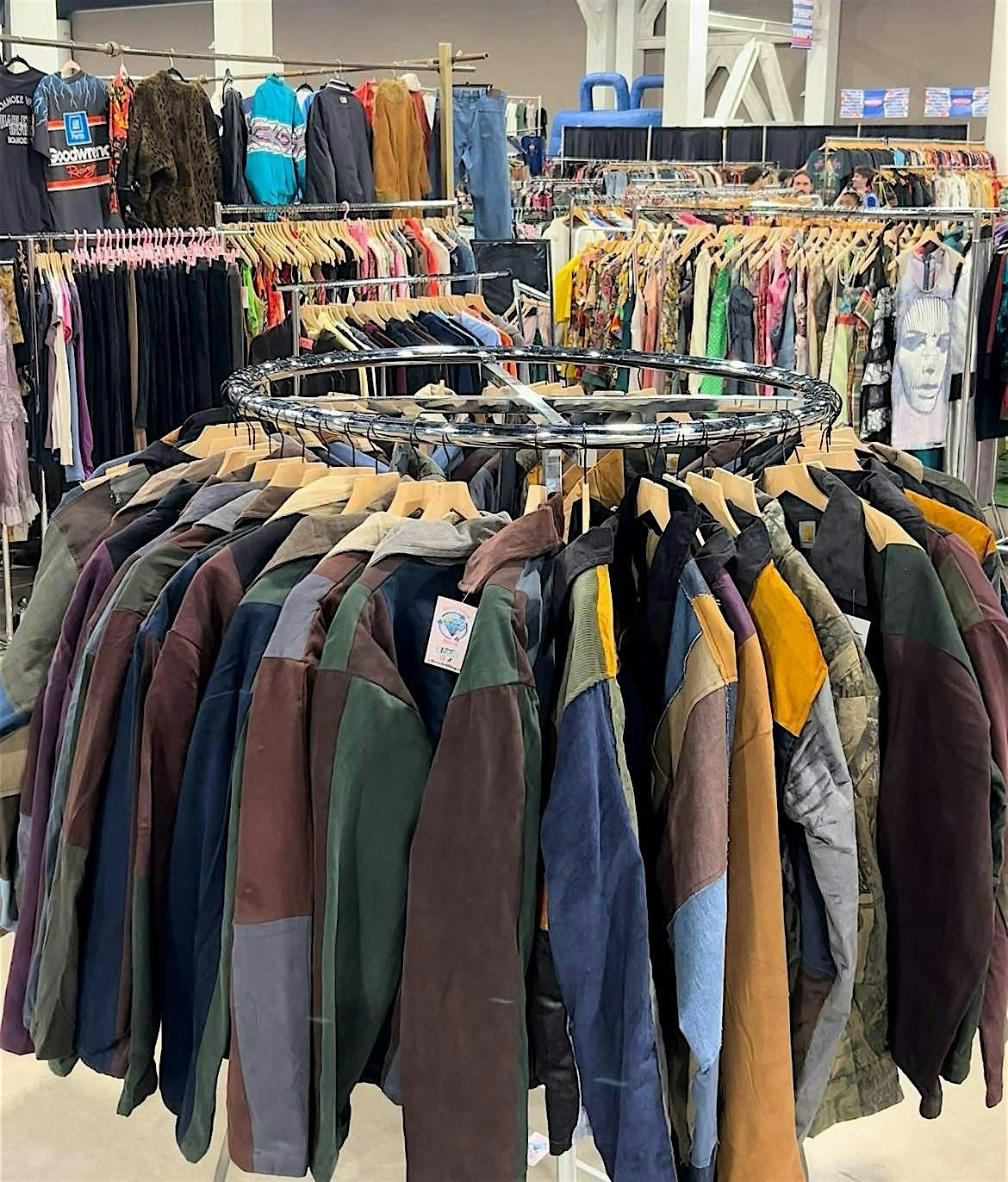 VINTAGE SHOWROOM | YOUR DREAM CLOSET