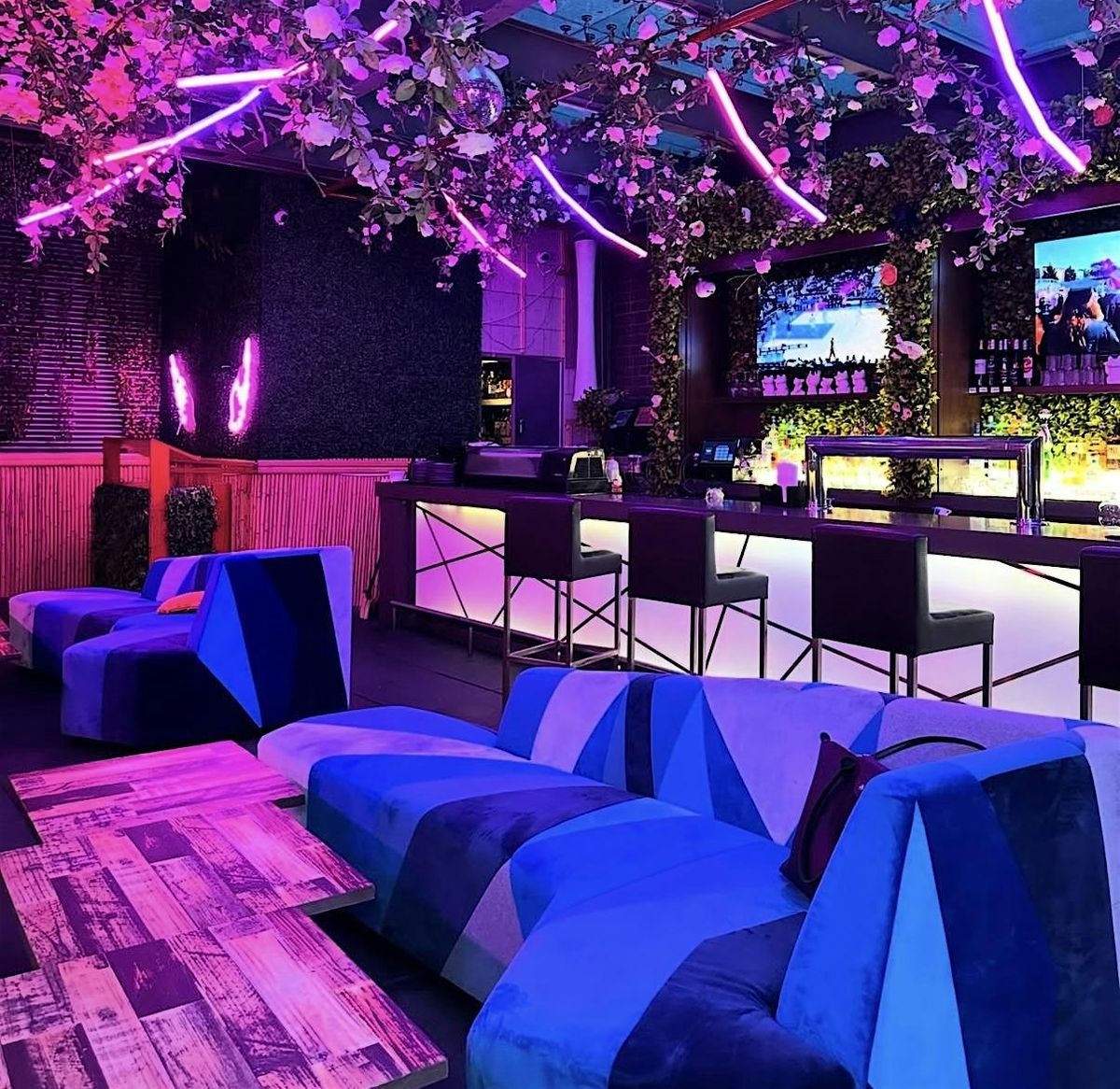 Flirtatious Fridays At Bliss Terasu NYC Hosted By Smoove Events