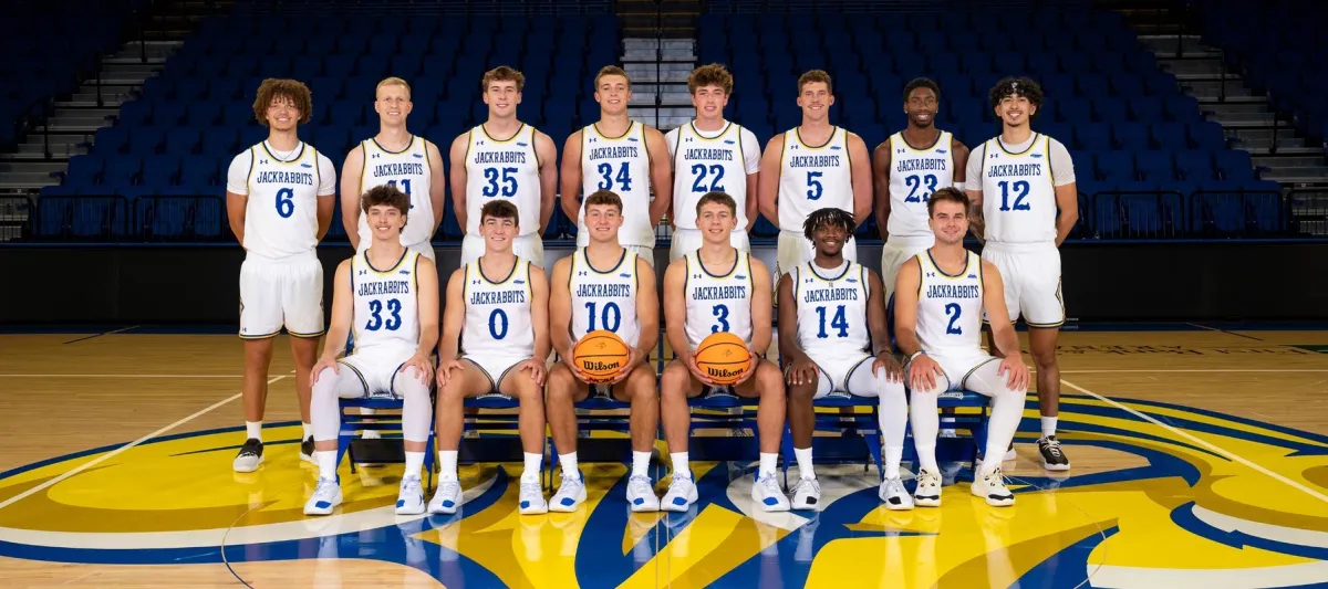 Parking South Dakota State Jackrabbits at North Dakota State Bison Mens Basketball