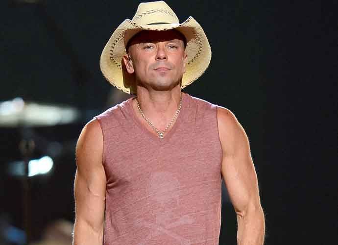 Kenny Chesney & Kelsea Ballerini at Ford Center \u2013 IN