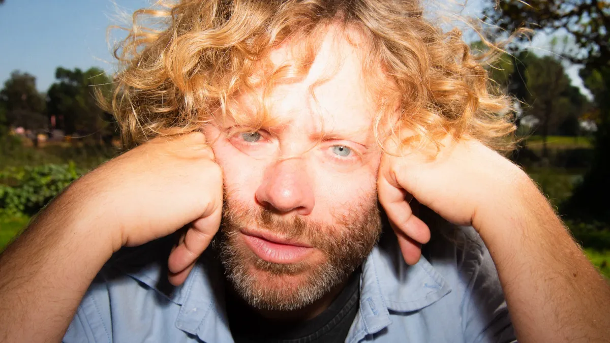 Benny Sings in Paris