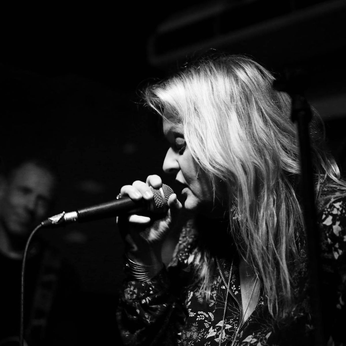 Emma Wilson at Platform 3, DEWSBURY (British Blues Awards winner ...