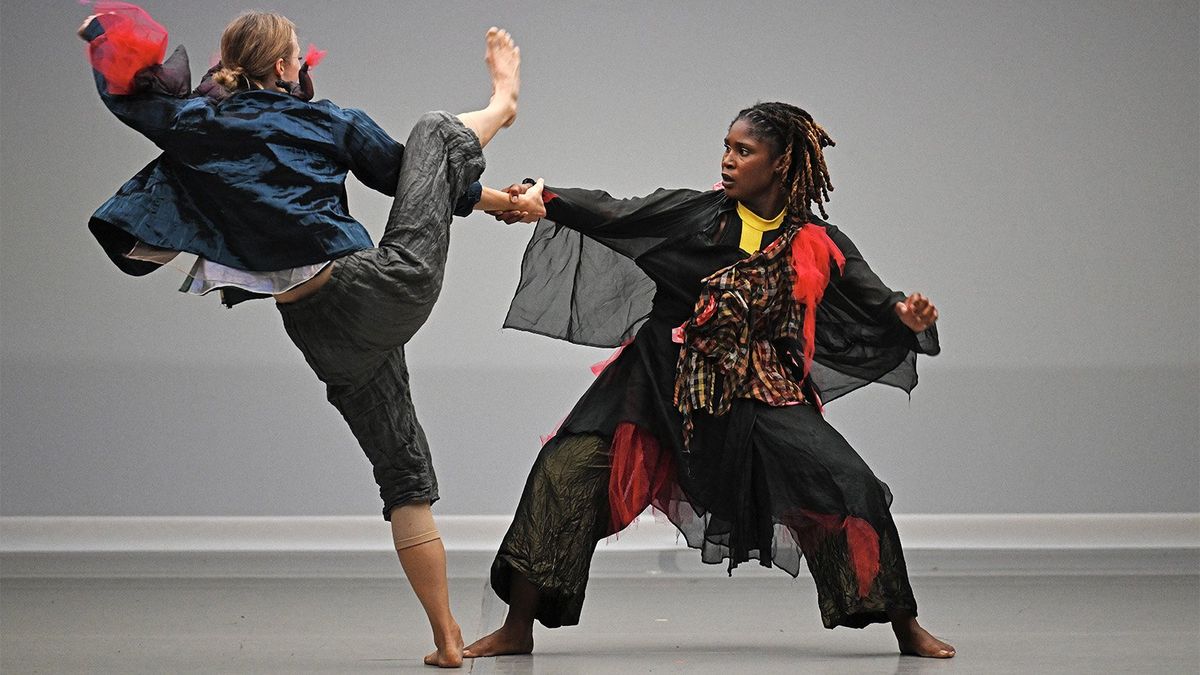 Parking Peter London Global Dance