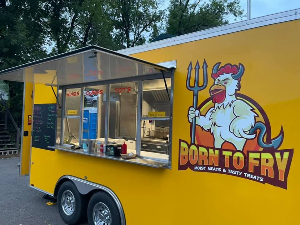 Born to Fry Food Truck Belle Vinez Vineyard & Winery, River Falls, WI
